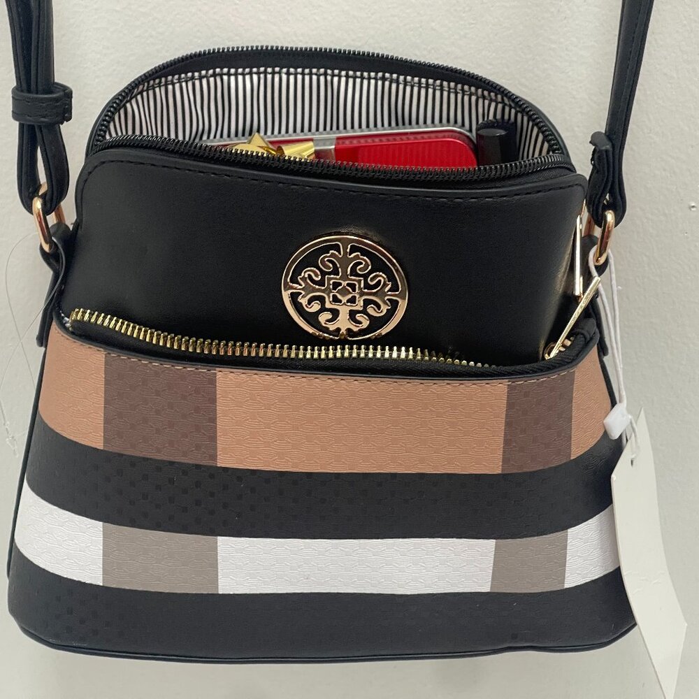 purses - Picture 1 of 4